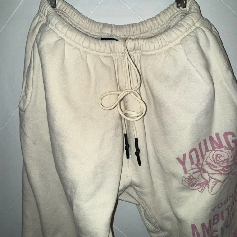 Y2K YoungLA Ambitious Club Cream premium cttn Sweatpants jogger XL pristine - Picture 12 of 15